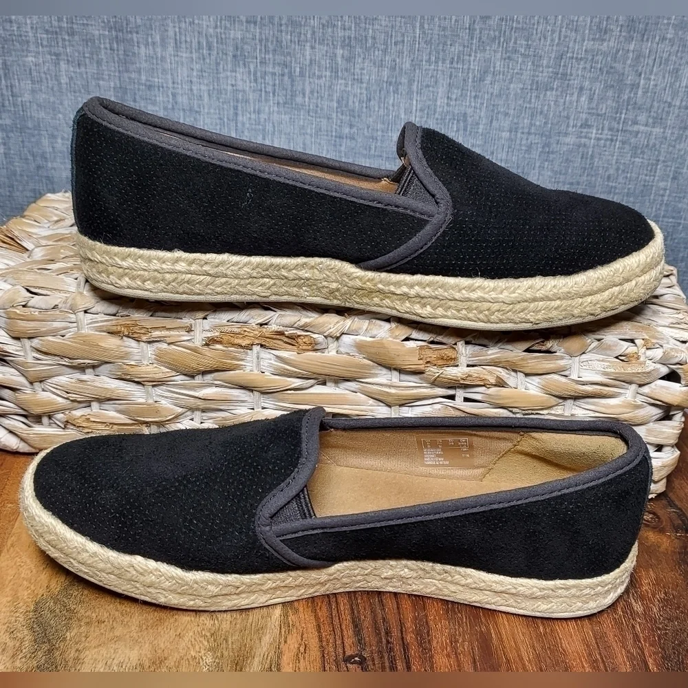 Espadrille Slip-On Breathable Suede Cushion Clark's Azella Black Women's 7.5